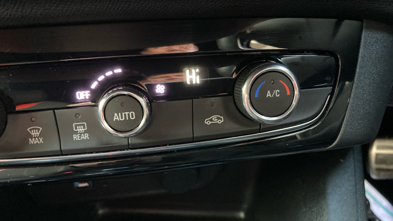 Vauxhall Corsa 100kW SRi Nav Premium 50kWh 5dr Auto [7.4kWCh] Electric Hatchback